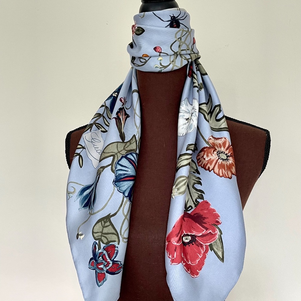 New Gucci Scarf Flora Print Kris Knight Print Sky Blue Silk Scarf Wrap